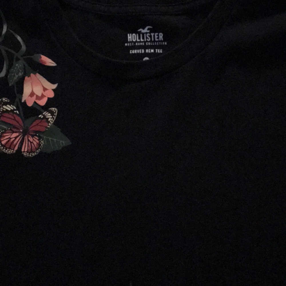 Hollister curved hem tee Xl